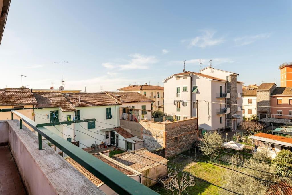Chic Italian Escape - Casa Vacanze Lorusso Montecatini Terme Bagian luar foto