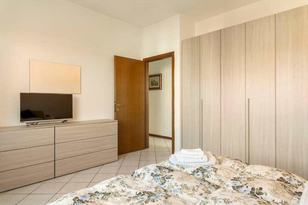 Chic Italian Escape - Casa Vacanze Lorusso Montecatini Terme Bagian luar foto